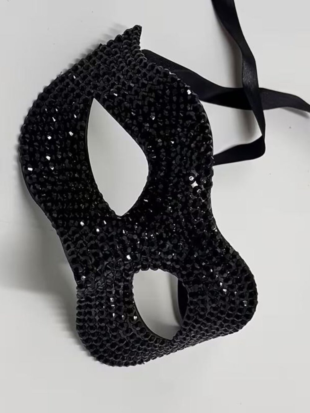BLACK CRYSTAL MASK
